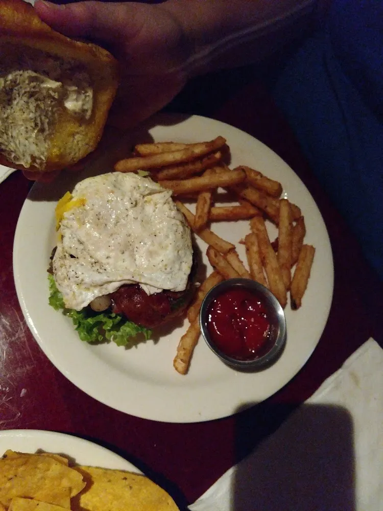 Chee's Burger with a Egg